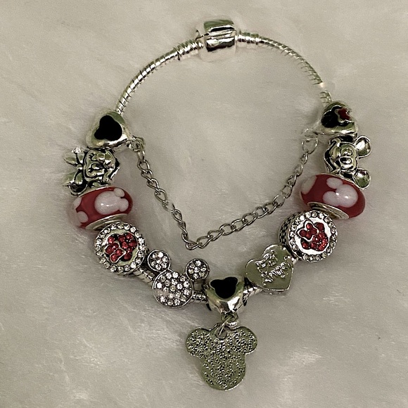 Crystal Mickey Minnie Pendant Bead Bracelet - Picture 2 of 3